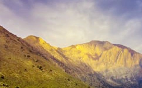 ����Ĵ�ɽ����