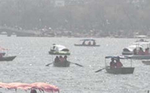 �����������ġ���(y��u)��4ƪ��