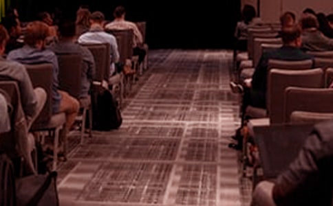 �t(y��)�W(xu��)�ĸ��е����u(p��ng)�C���c�v���Č������c(di��n)