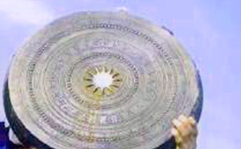 小學五年級作文:銅鼓石的傳說