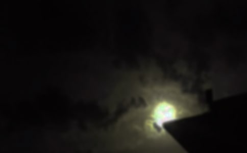 ���̵�ÿ��һ���������Z����90��