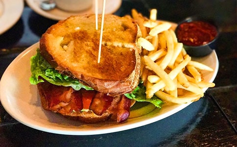 ��ζ����������