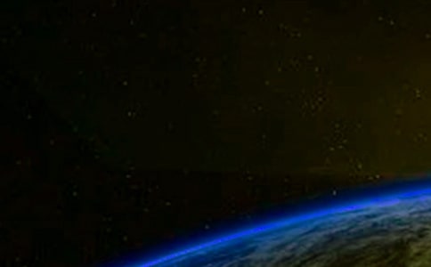 �����е������x��У�ͨ��14ƪ��