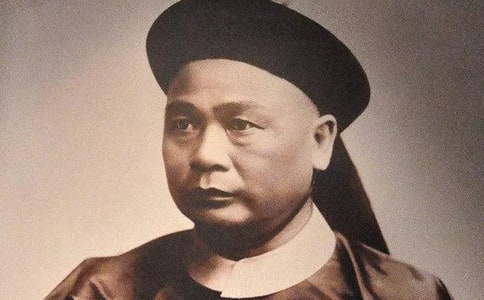 ղ����һ���еĺ��~�þ�ö�