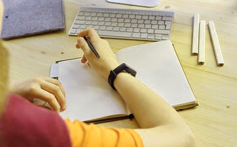 �����Ľ������x���