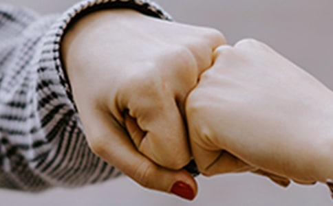 ����Ą����