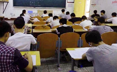 【精品】考試的反思作文300字匯總9篇