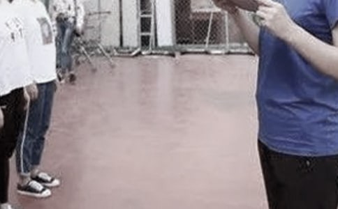 �����w���̎���������