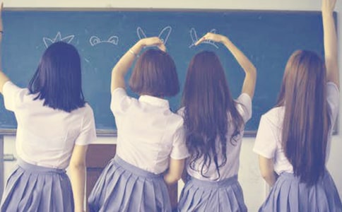 ��(xi��)�ҵ�ͬ�W(xu��)�����ļ��\(4ƪ)