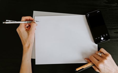 ��Ц��Ԓ�}������