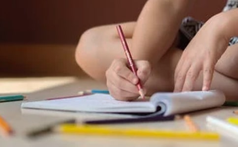 ����Ʒ�����Ѓ�(y��u)������300�ּ��\10ƪ