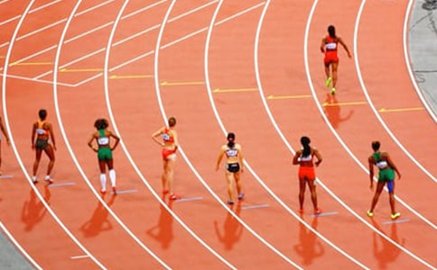 ������s�W�\(y��n)��(hu��)��(hu��)�՘�(g��u)�DҪ��