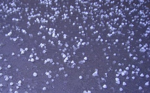 一場(chǎng)突如其來(lái)的冰雹