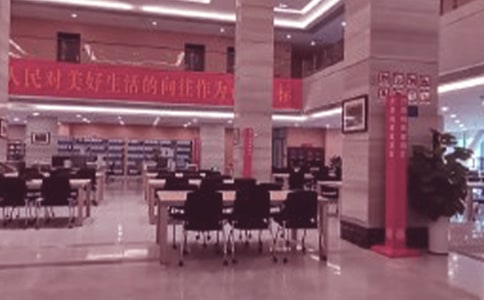 �n���^�Ӵ������ˆT�Ľ�ɫ�¶�λ