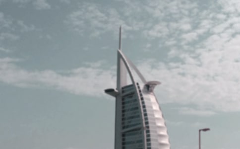 �ϰ�:���`���u�o�ˇ��H��