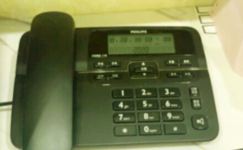 簡析接電話的禮儀選