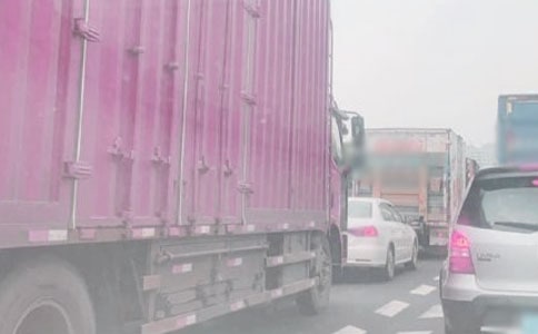 關(guān)于堵車作文