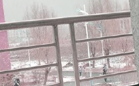 �ֽ��^�L(f��ng)ѩɽ��R���n�Y��..