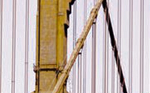 燃燒的鋼鐵作文