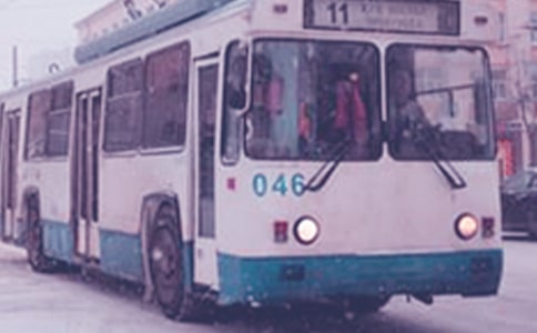 在公共汽車上作文