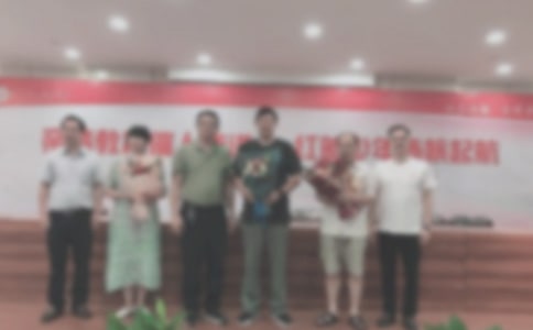 �x�g�͕����o