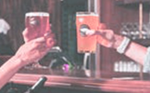 敬酒嘗尷尬_550字