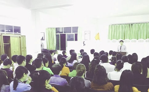 ��ί�����εĸ�Ƹ���v��