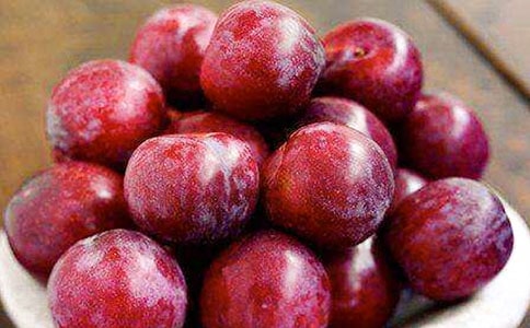 我喜歡家鄉(xiāng)的李子