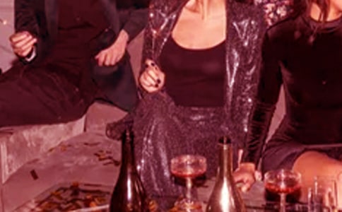 �͑�(li��n)�x��(hu��)������ͨ��10ƪ��