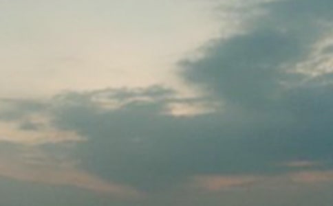 凌晨的六點的美麗作文