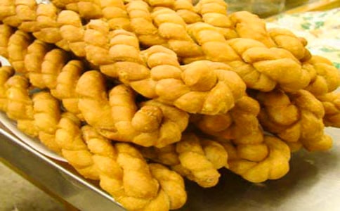 做麻花小班美術活動教案