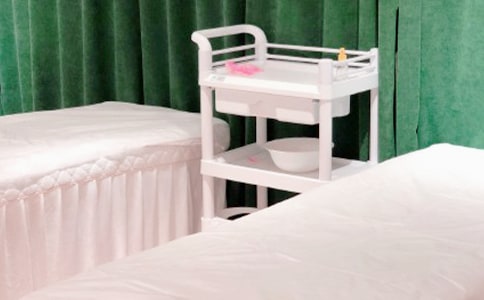 ����Ժ���(d��ng)�������\15ƪ