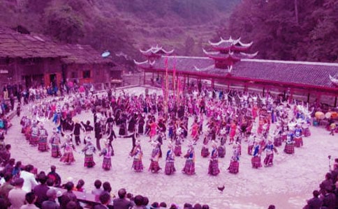 尊重一個(gè)人一個(gè)社會一個(gè)國家和民族所有記憶