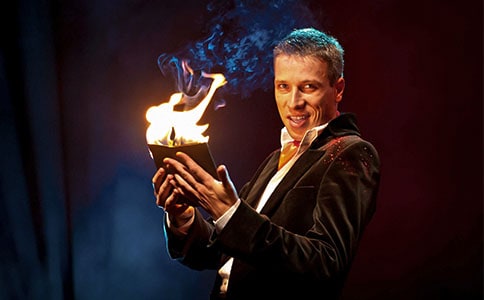 致命魔術(shù)師影評(píng)