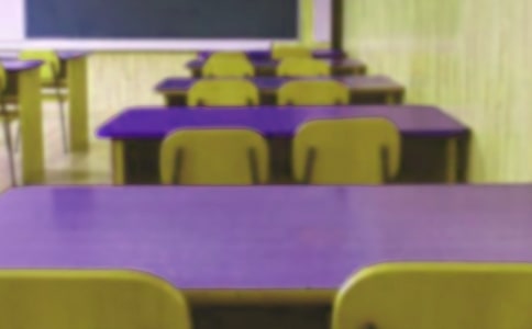 ���xĸУ������800�֣����x43ƪ��