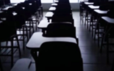 �ж�ĸУ�Ľ�(j��ng)�����