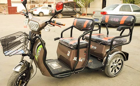 �ɾ�����݆܇��_700��