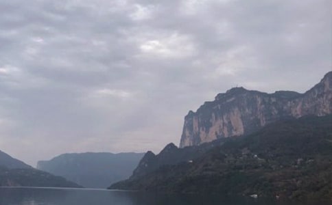 三峽的游記作文