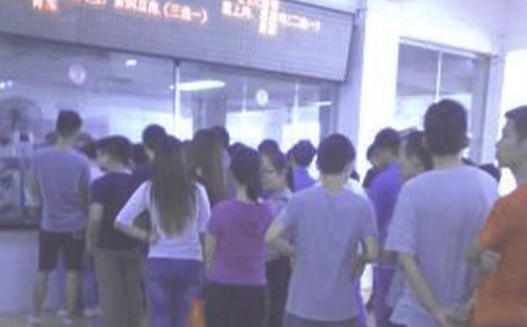 ʳ�ý�(j��ng)�I�����ƶ�