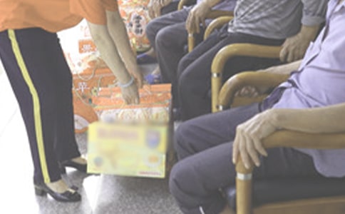 送禮物250字作文