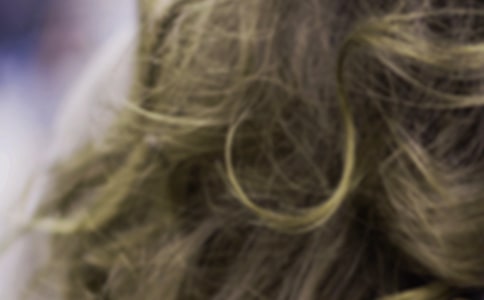 蜂蜜洗頭發(fā)的注意事項(xiàng)