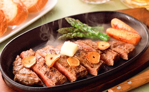 關(guān)于第一次吃西餐作文