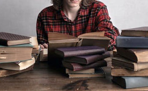 給畢業(yè)學(xué)長學(xué)姐的明信片寄語3篇