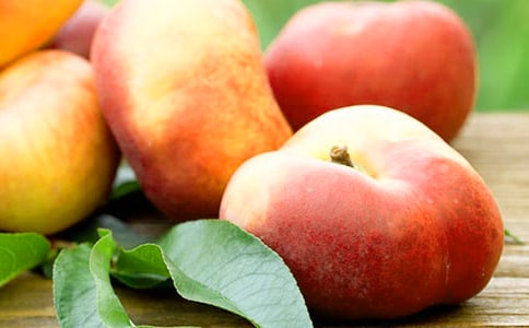 蟠桃新品種在平谷區(qū)的推廣